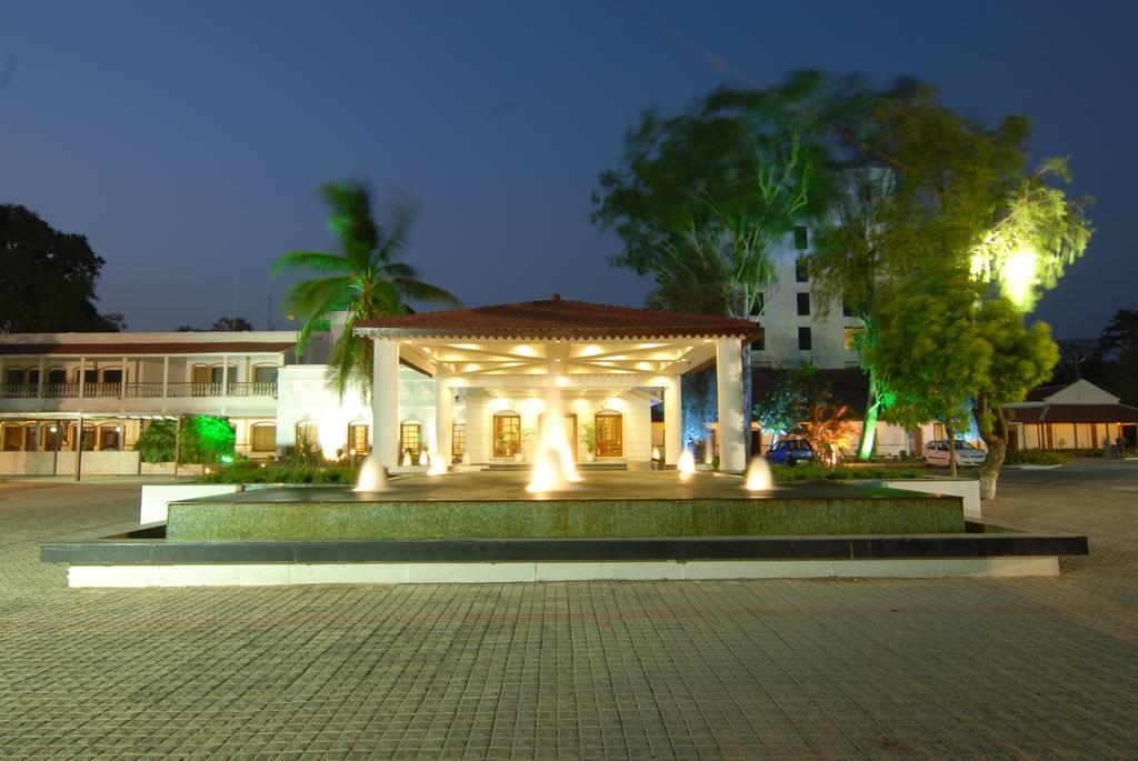 Chanakya Bnr Hotel Ranchi Ngoại thất bức ảnh
